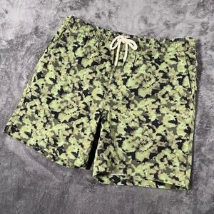 Y2K Camo Chino Shorts Size Medium
